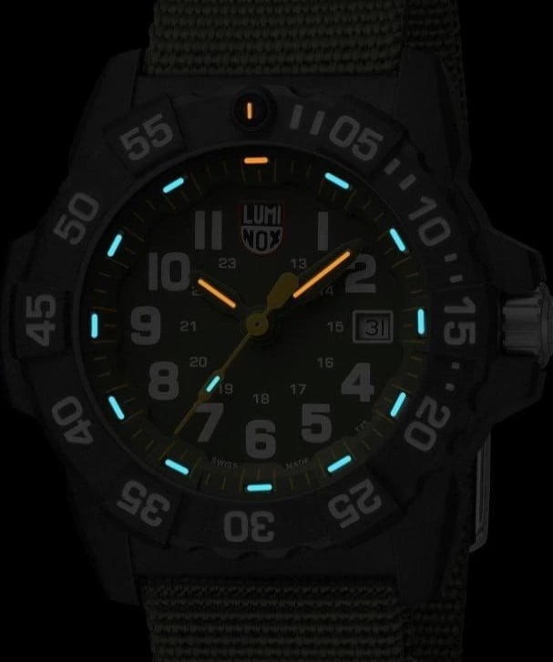 Luminox NAVY SEAL 3500 - LM3517 Men's Watch - Image 3